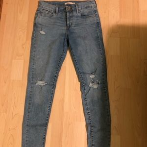 Levi skinny jeans